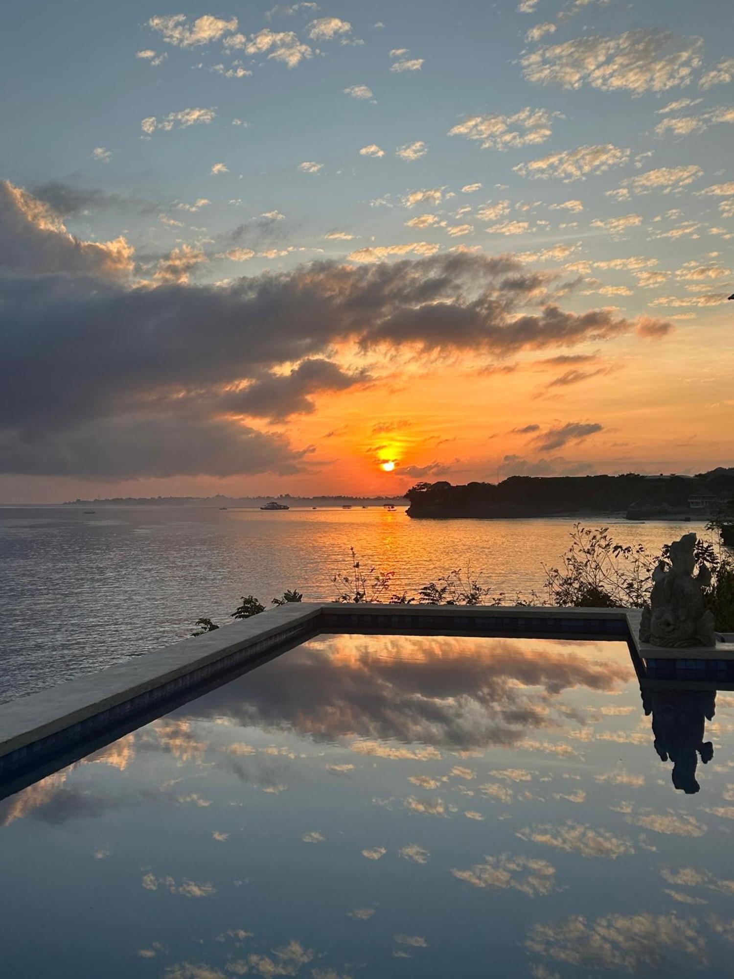 Villa The Edge Lembongan Esterno foto